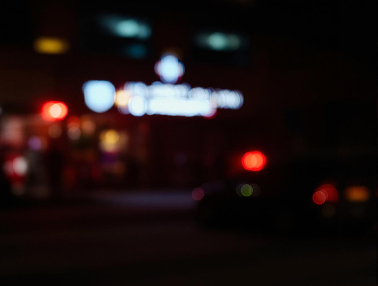 爆料王 - 深夜突发！某知名女星被曝深夜前往医院，经纪人回应引争议